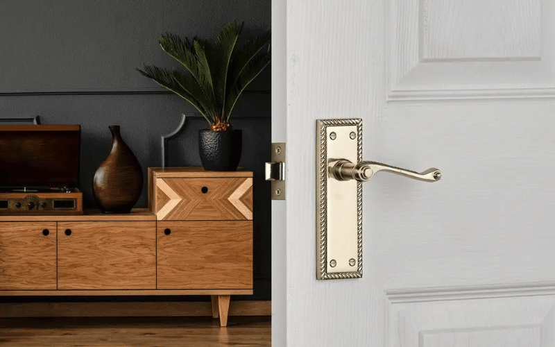 How to Choose Door Handles That Are Safe and Secure